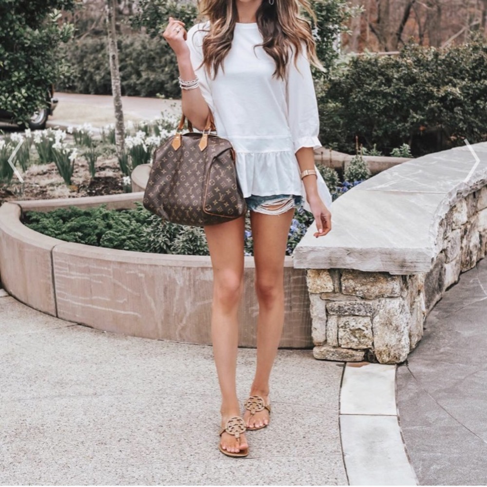 Chicwish Cozy My Fav White Hi-Lo Top